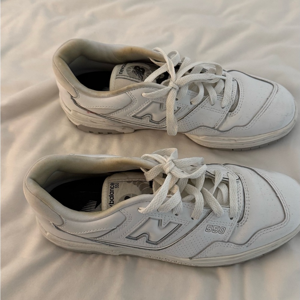 New balance 550, white, size M7/W8.5